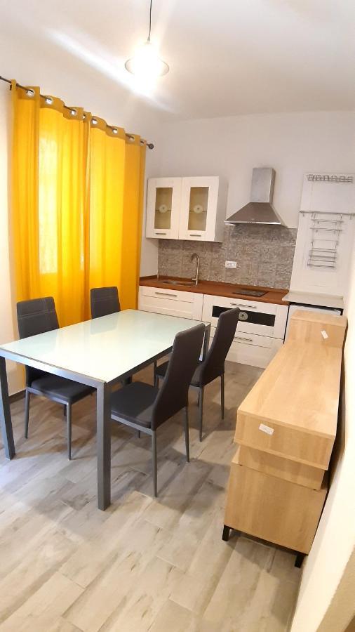 Domo In Terranoa, Old Town Apartment Olbia Exterior photo