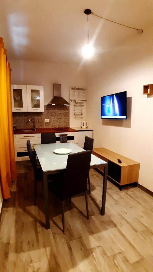 Domo In Terranoa, Old Town Apartment Olbia Exterior photo